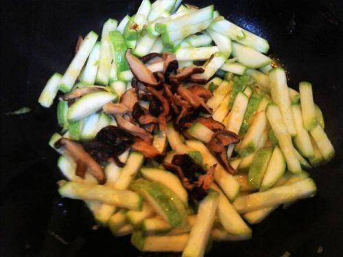 脾虚吃角瓜吗,助调理脾胃健康